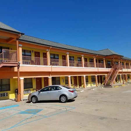 Heart Of Texas Motel Остин Екстериор снимка